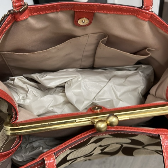 Coach KISSLOCK Very Pretty Orange & Coated Canvas  Signature Stripe Handbag - Picture 5 of 7